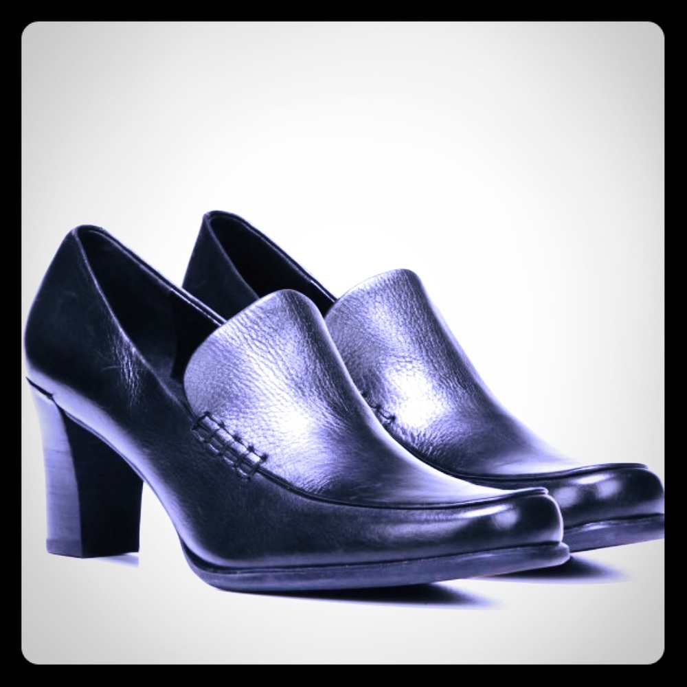 🔥NWOT Franco Santo Nolan Black Slip-on Heels🔥